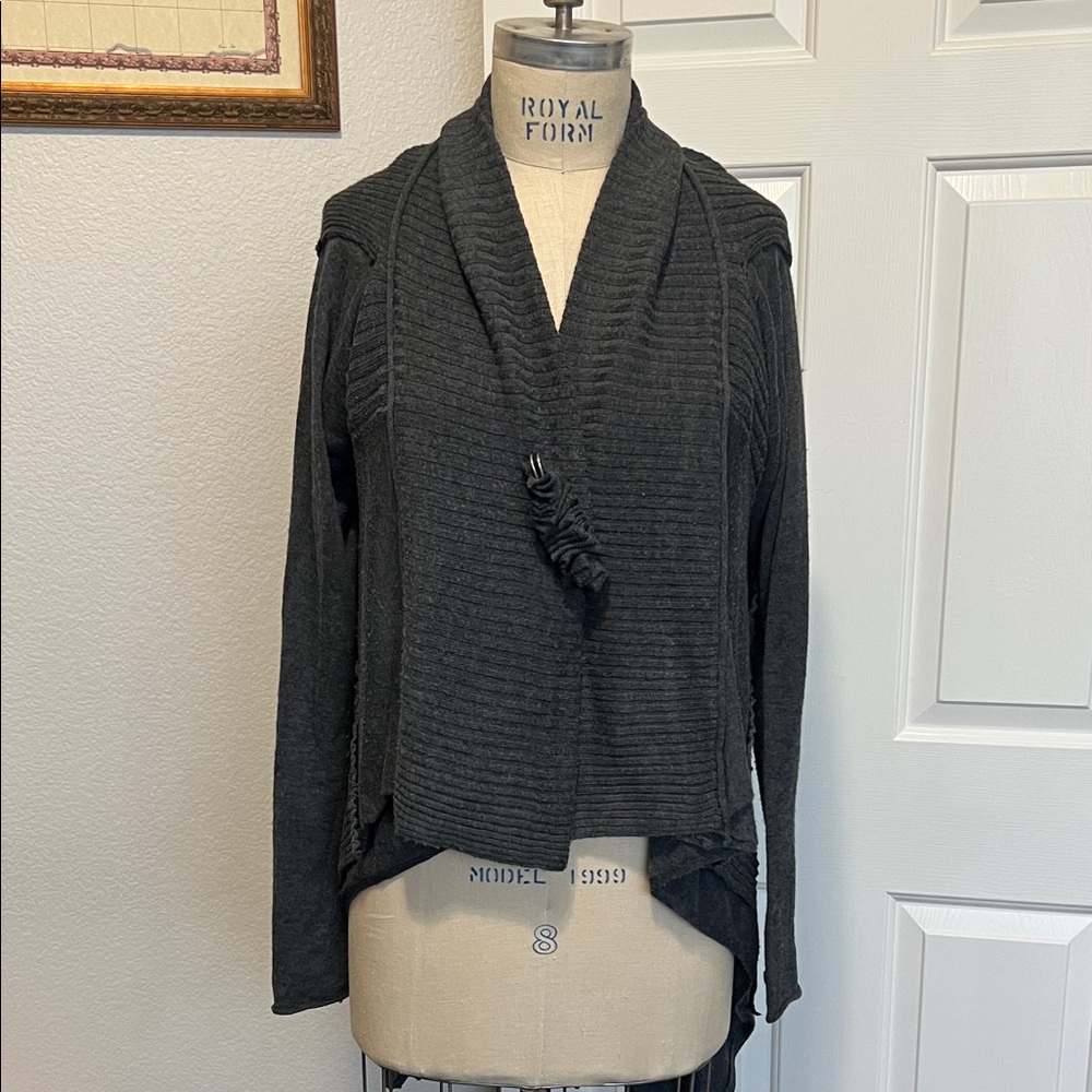 Monoreno Black Cardigan Sweater